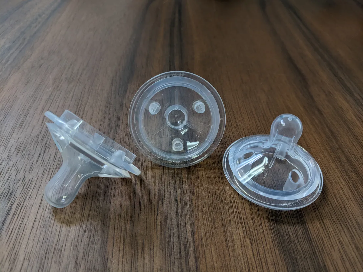 Silicone bottle teats of different flow rates