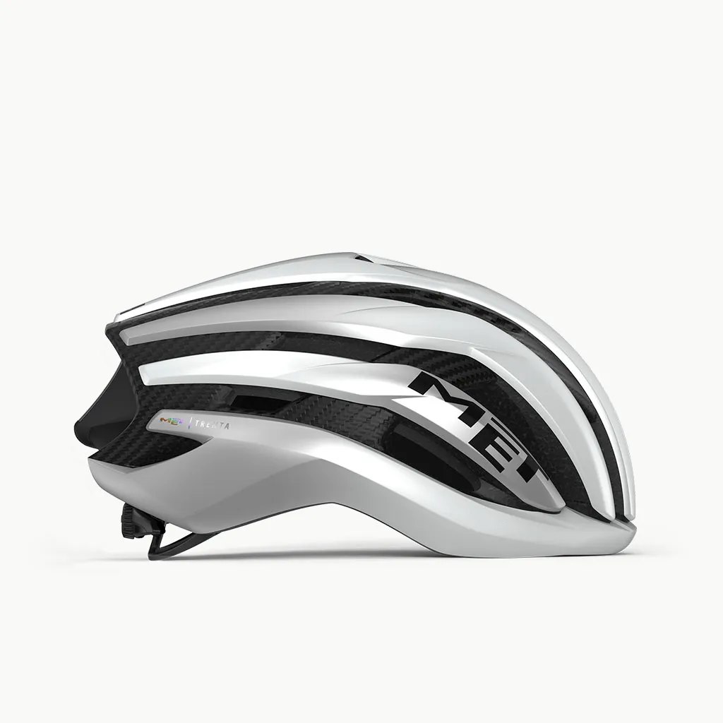 A road cycling helmet with a MIPS rotational protection liner