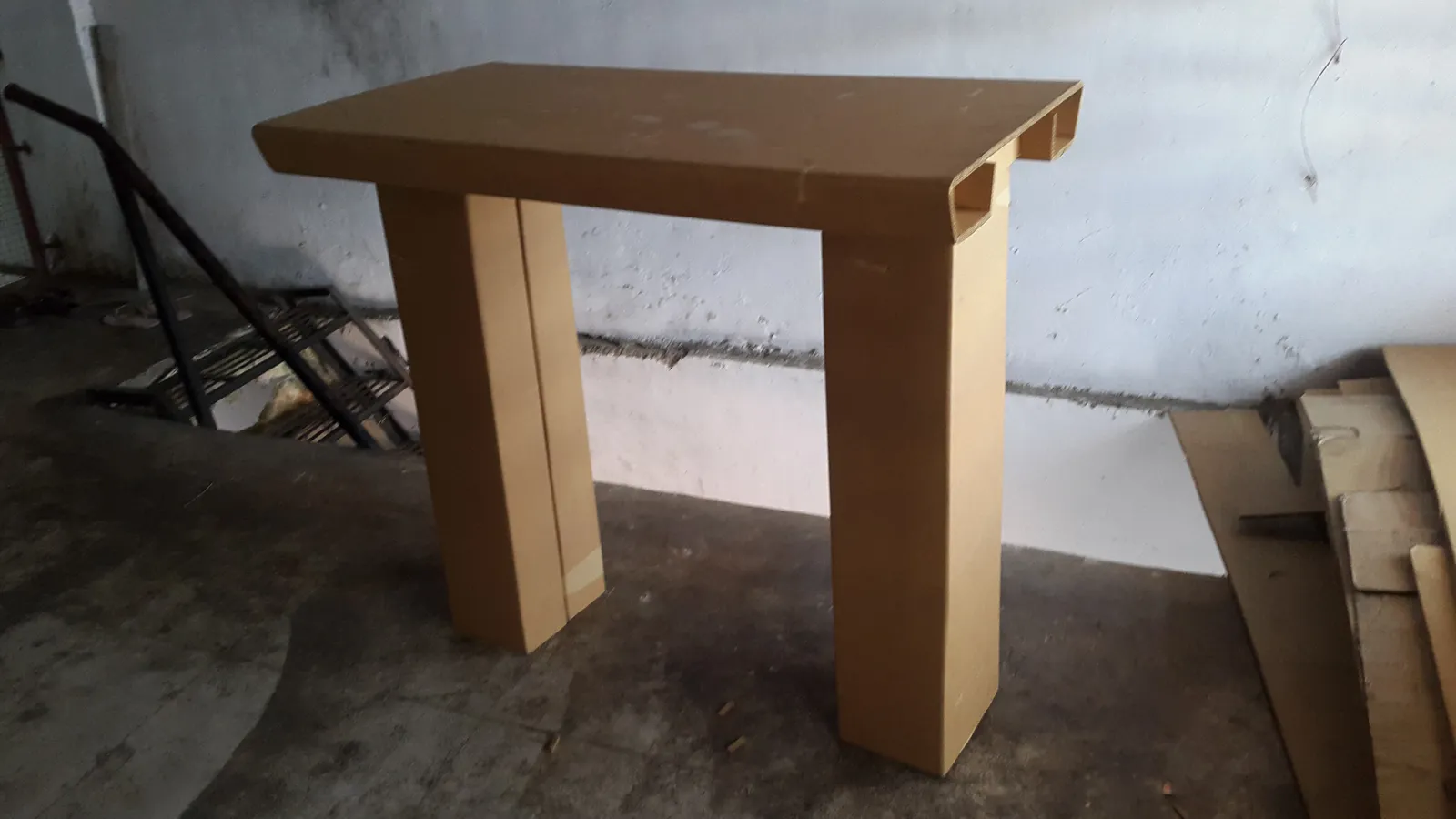 Standing Desk Buying Guide: Converter vs. Full Frame, and What Actually Helps
