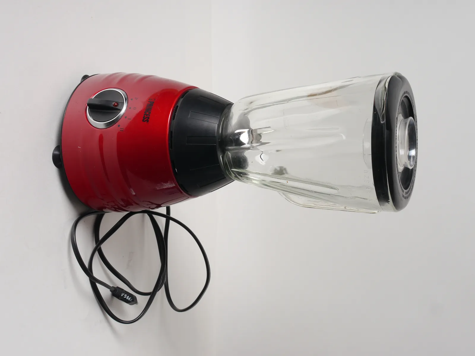 Blender Buying Guide: Jar Shape Matters More Than Watts