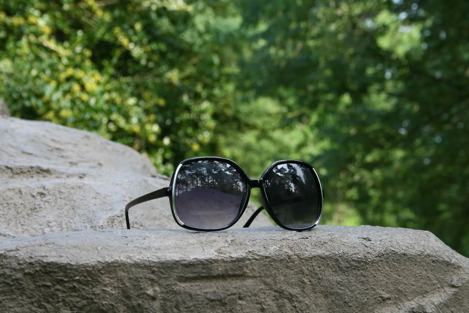 Sunglasses Buying Guide: UV400 First, Everything Else Second