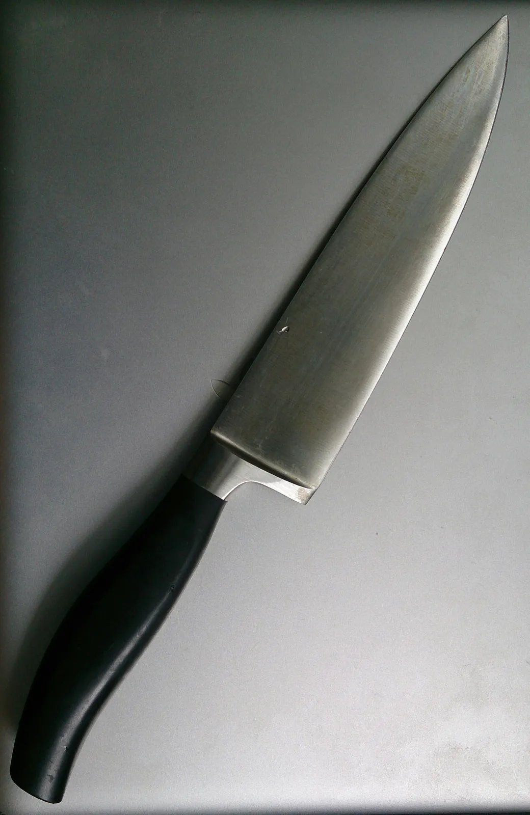 Kitchen Knife Buying Guide: Three Knives Beat a Fifteen-Piece Block