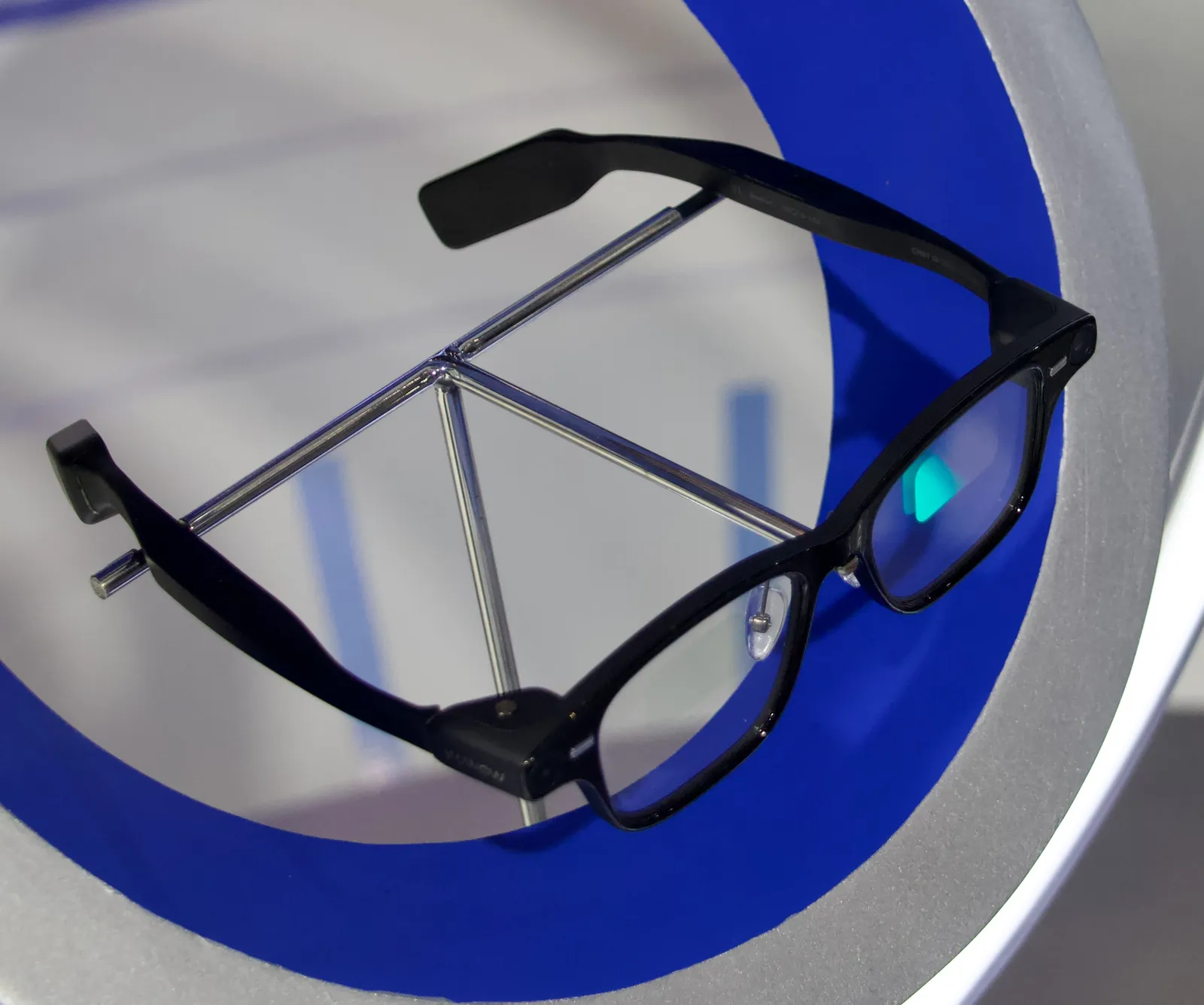 Smart Glasses Buying Guide: Three Products Under One Name