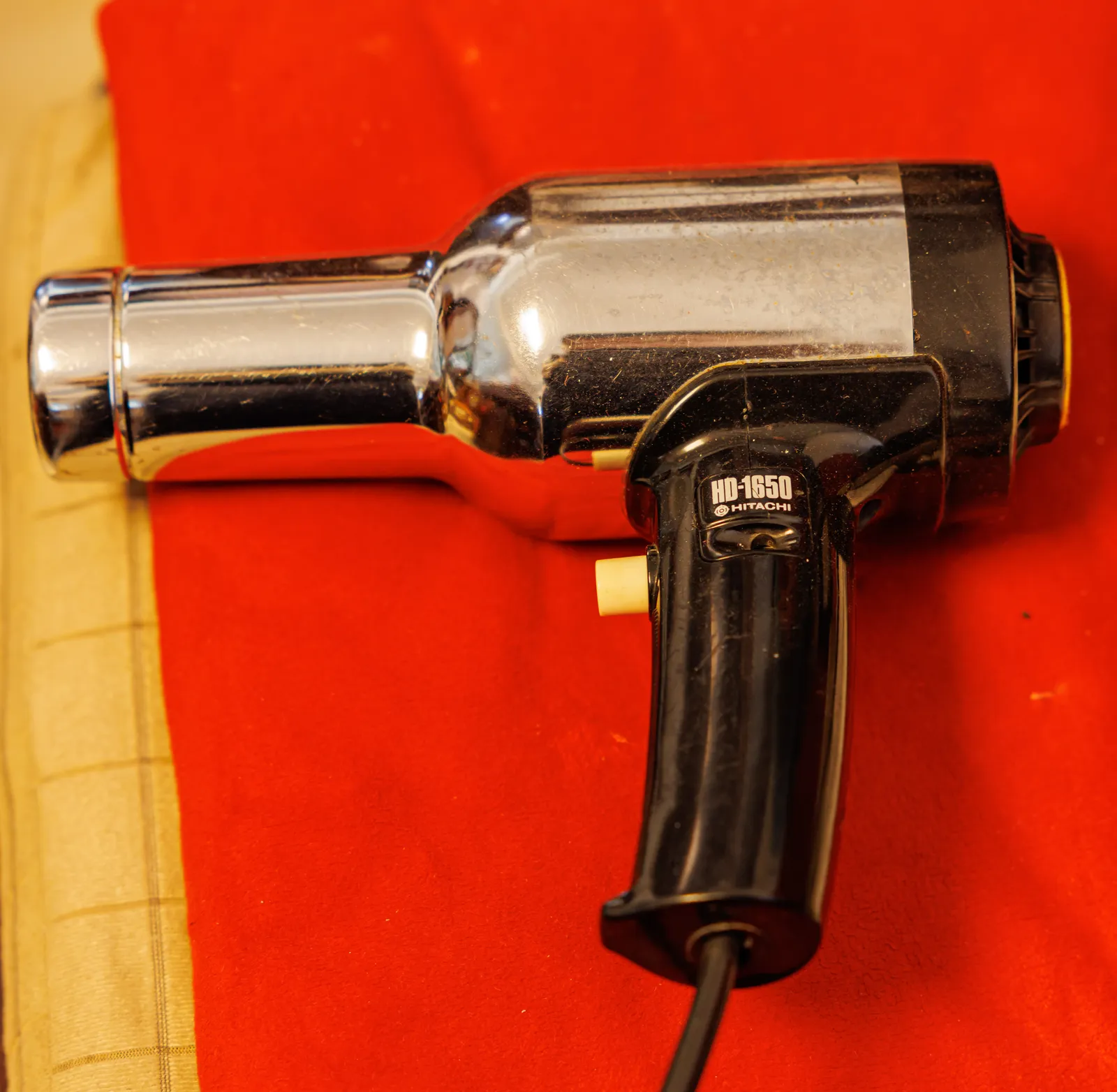 Hair Styling Tools Buying Guide: Airflow Dries, Heat Damages