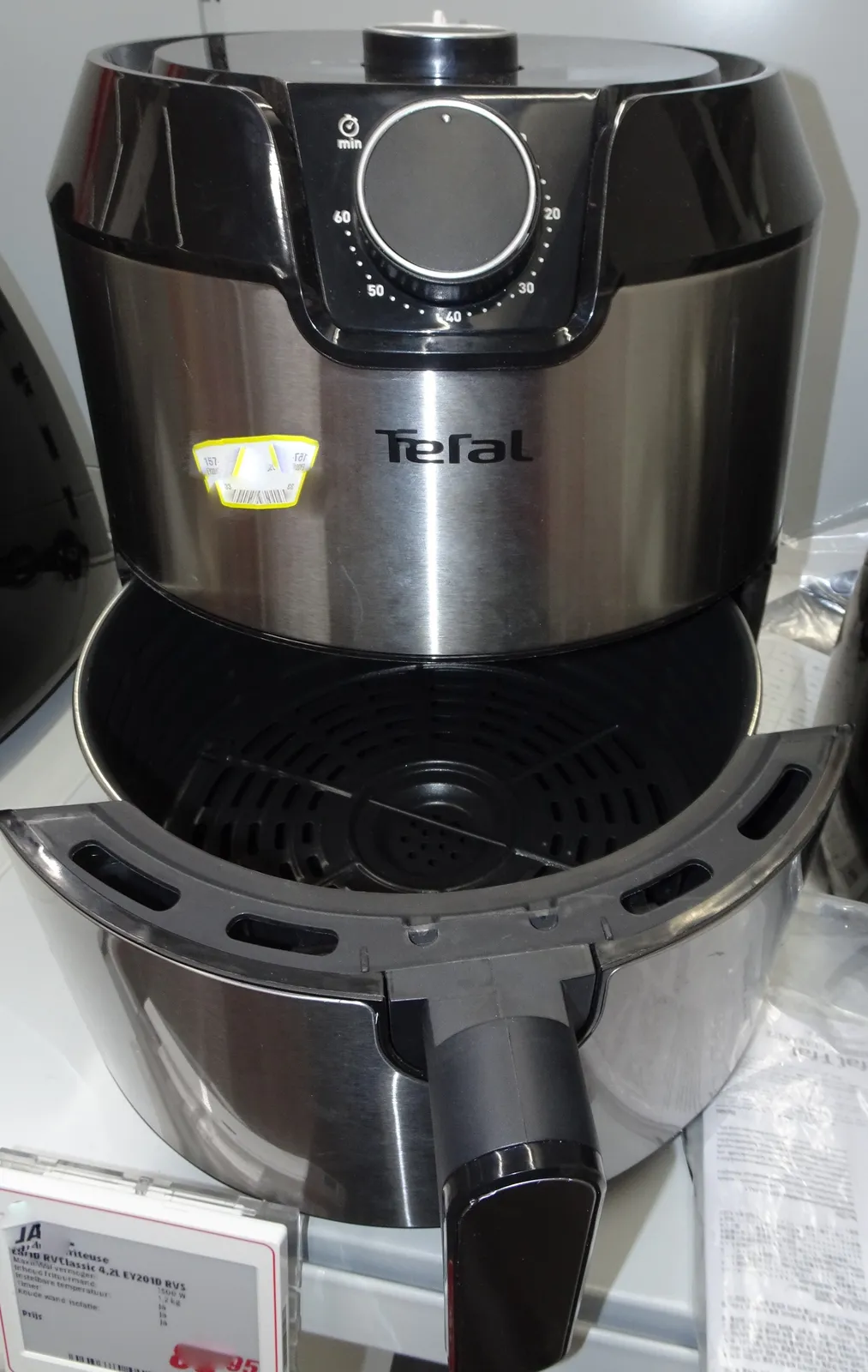 4-Quart Air Fryer Review: 120 Cooks and a Wall Meter