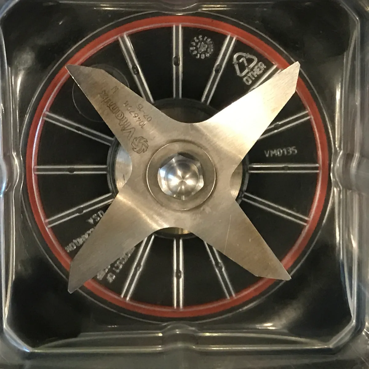 Close-up of the stainless steel blade assembly used in Vitamix blender containers