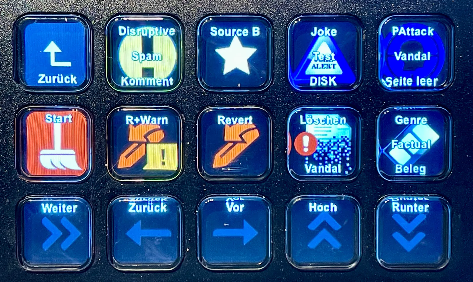 Elgato Stream Deck Review: Eleven Weeks as Both a Streaming Rig and a Desk Macro Pad