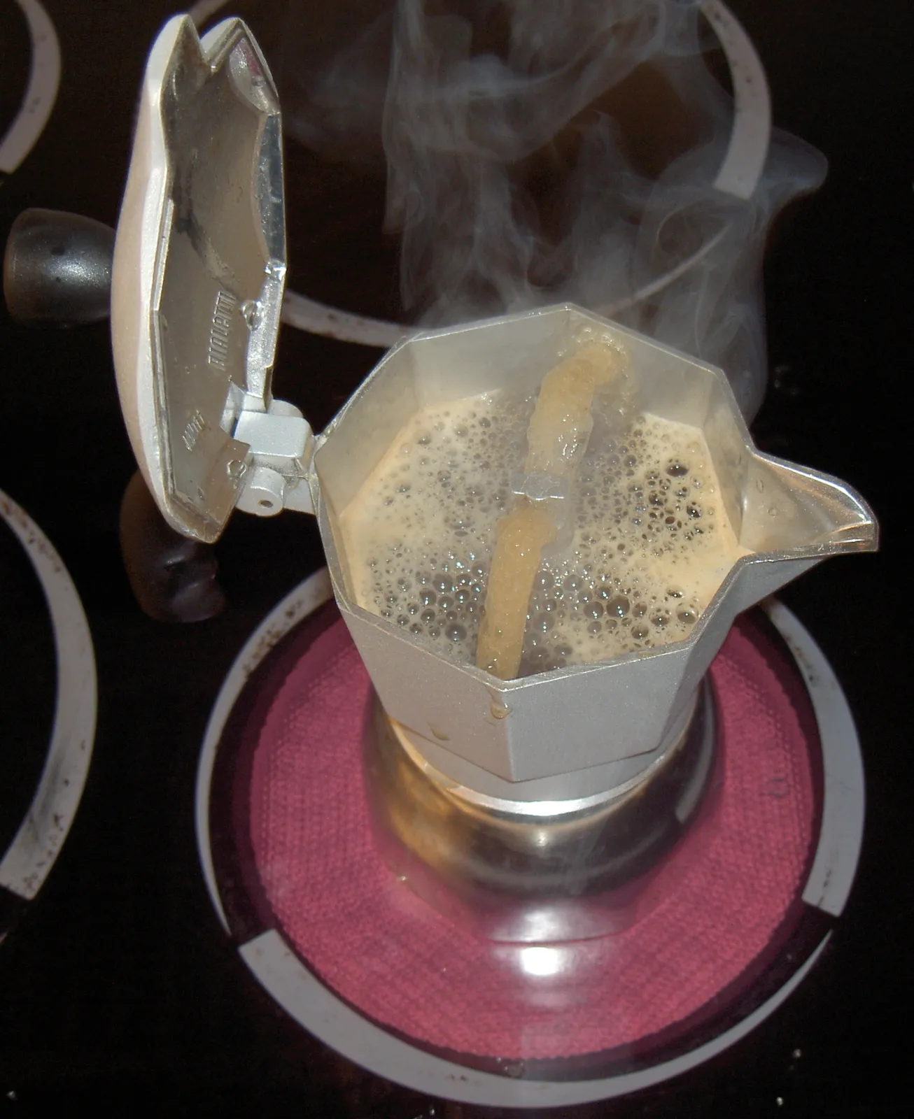 Bialetti Moka Express Review: Eleven Weeks and the Three Mistakes Everyone Makes