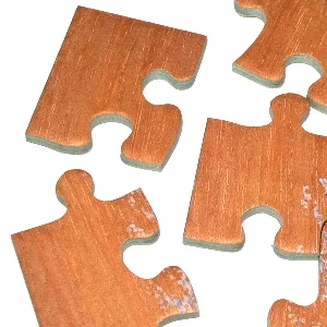 Wooden jigsaw pieces, the premium alternative to die-cut cardboard
