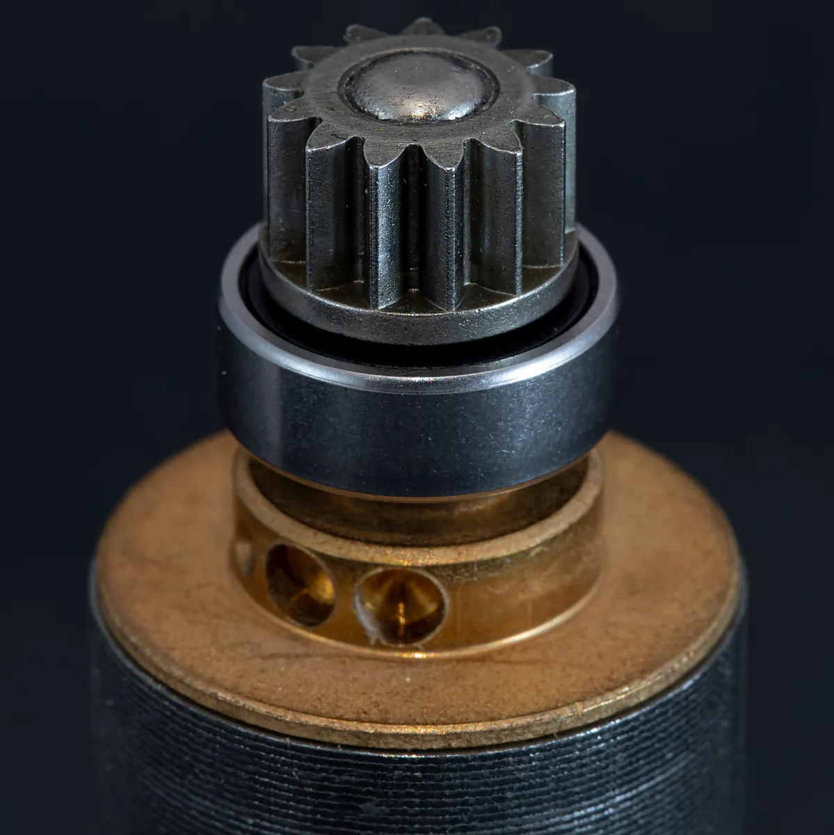 Internal gearbox components from a cordless drill