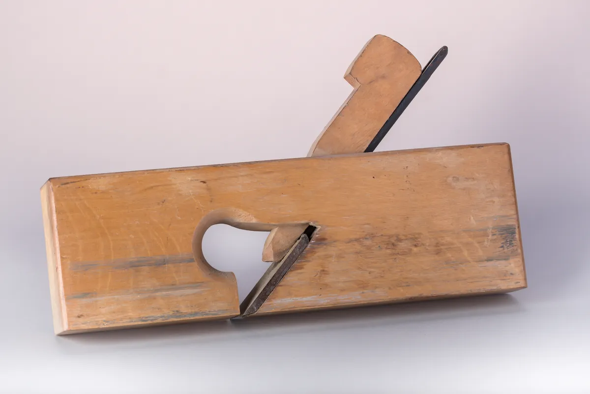A small side rabbet plane, showing the variety of specialised plane bodies